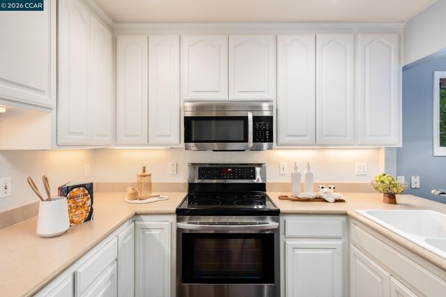 2002 Diablo Rd, Danville, CA 94506