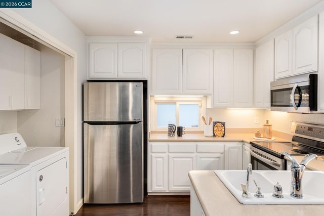 2002 Diablo Rd, Danville, CA 94506