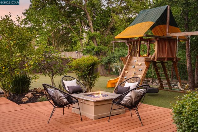 2002 Diablo Rd, Danville, CA 94506