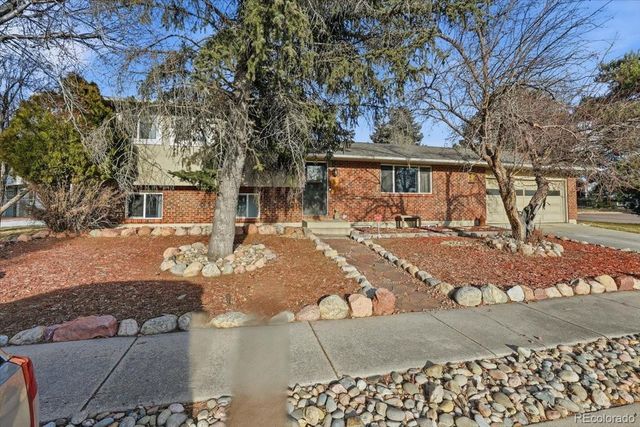 2918 Flintridge Square, Colorado Springs, CO 80918
