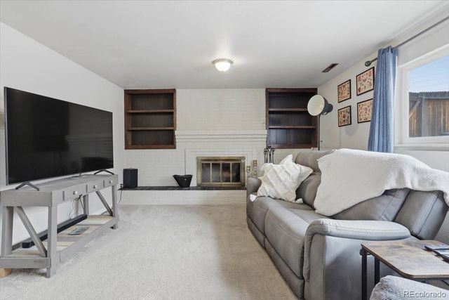 2918 Flintridge Square, Colorado Springs, CO 80918