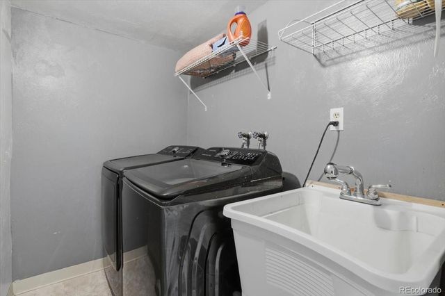 2918 Flintridge Square, Colorado Springs, CO 80918