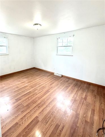 232 Saint Croix Dr, Penn Hills, PA 15235