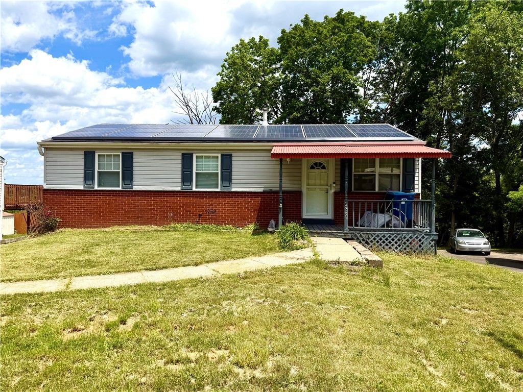 232 Saint Croix Dr, Penn Hills, PA 15235