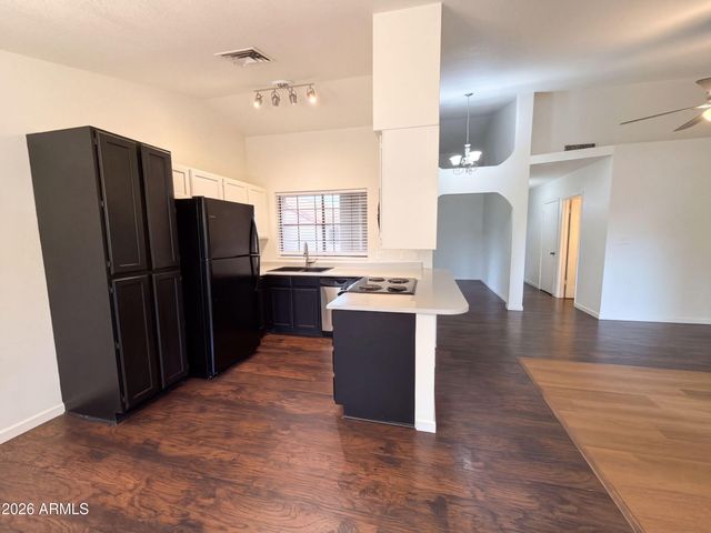 5230 E BROWN Road 207, Mesa, AZ 85205