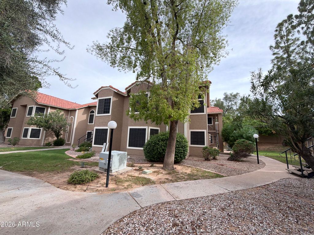 5230 E BROWN Road 207, Mesa, AZ 85205 — exterior