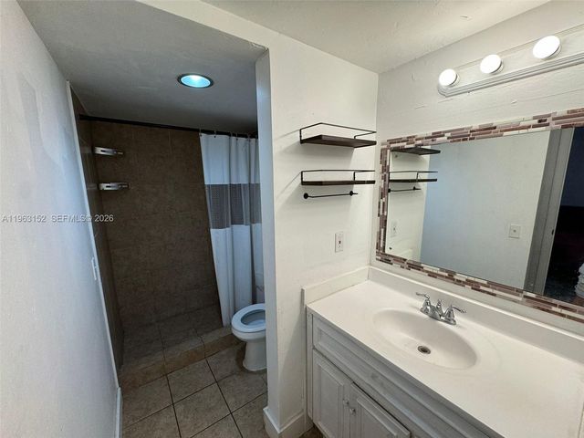 7841 Dunham Boulevard 1, Miami, FL 33138
