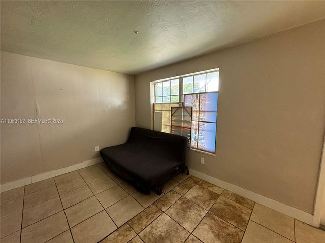 7841 Dunham Boulevard 1, Miami, FL 33138