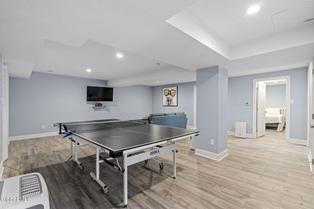 1226 Nys Rt 9P, Saratoga Springs, NY 12866