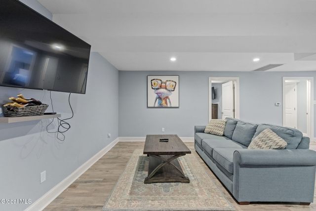 1226 Nys Rt 9P, Saratoga Springs, NY 12866