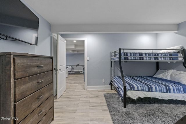 1226 Nys Rt 9P, Saratoga Springs, NY 12866