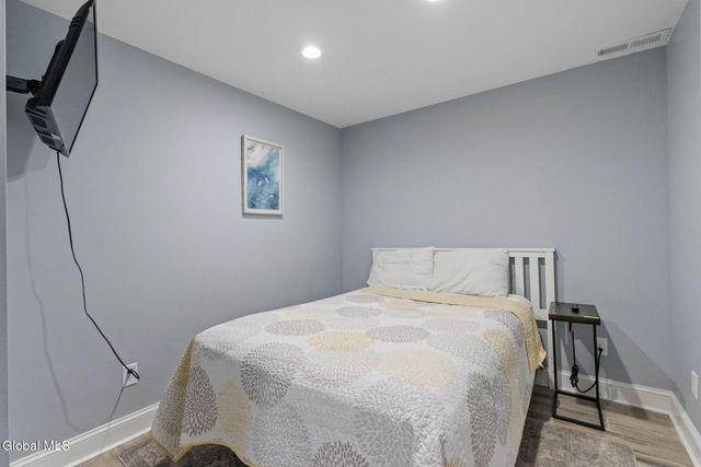 1226 Nys Rt 9P, Saratoga Springs, NY 12866