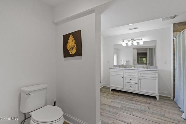 1226 Nys Rt 9P, Saratoga Springs, NY 12866