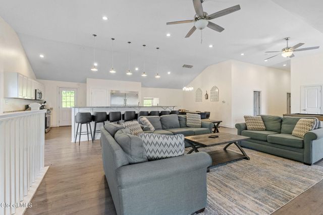 1226 Nys Rt 9P, Saratoga Springs, NY 12866