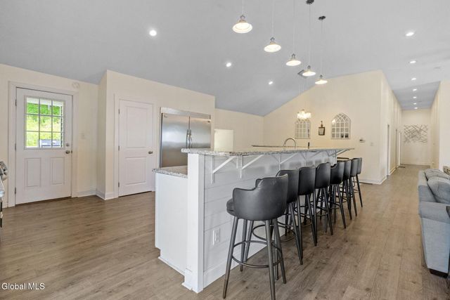 1226 Nys Rt 9P, Saratoga Springs, NY 12866