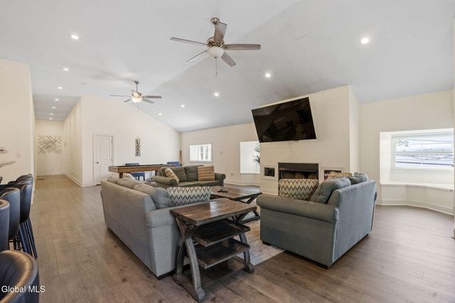 1226 Nys Rt 9P, Saratoga Springs, NY 12866