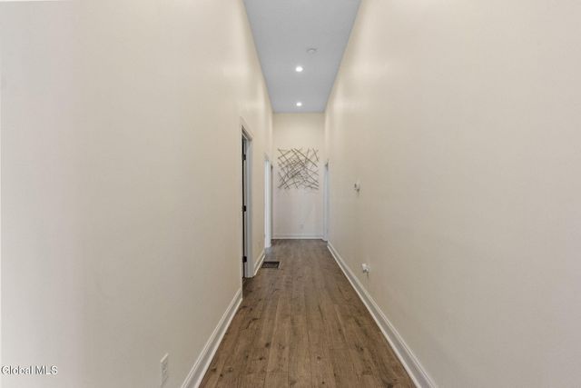 1226 Nys Rt 9P, Saratoga Springs, NY 12866