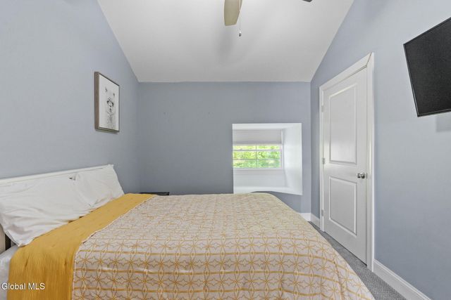 1226 Nys Rt 9P, Saratoga Springs, NY 12866