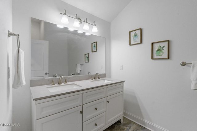 1226 Nys Rt 9P, Saratoga Springs, NY 12866