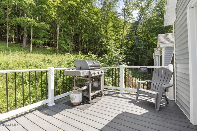 1226 Nys Rt 9P, Saratoga Springs, NY 12866