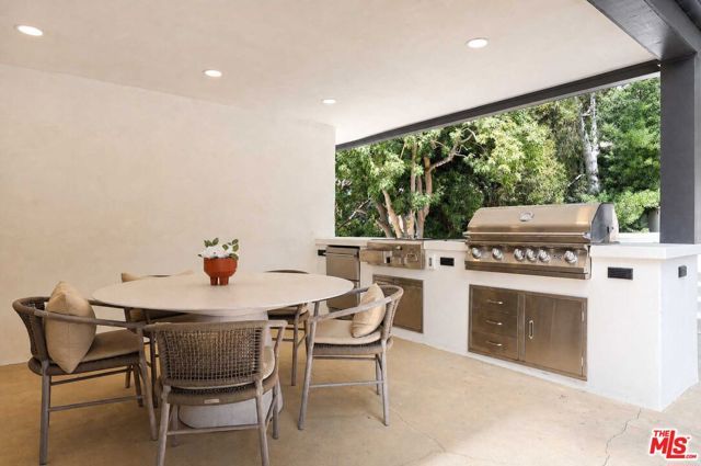 3525 Coast View Drive, Malibu, CA 90265