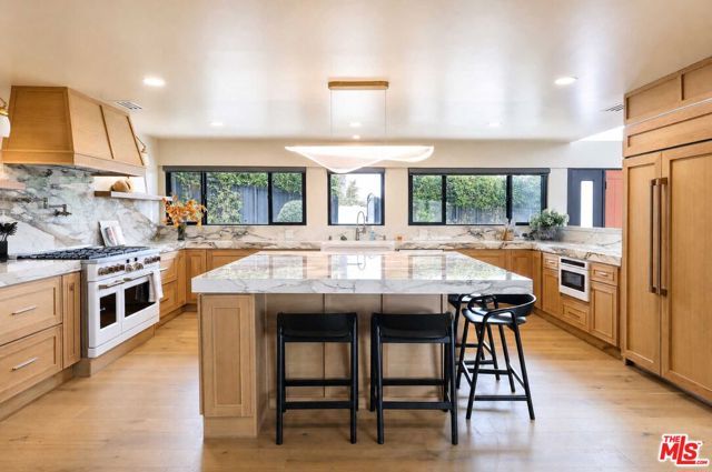 3525 Coast View Drive, Malibu, CA 90265