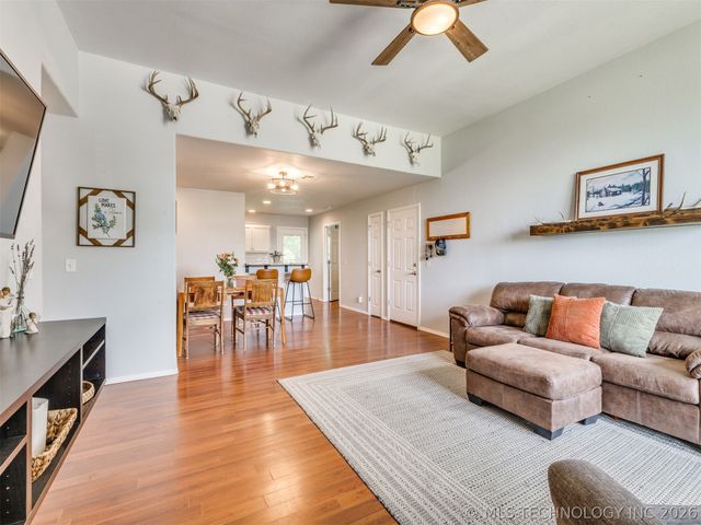 29911 E 137th Place, Coweta, OK 74429