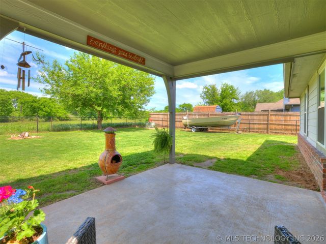 29911 E 137th Place, Coweta, OK 74429