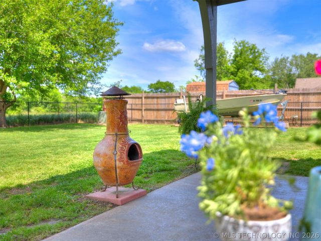 29911 E 137th Place, Coweta, OK 74429