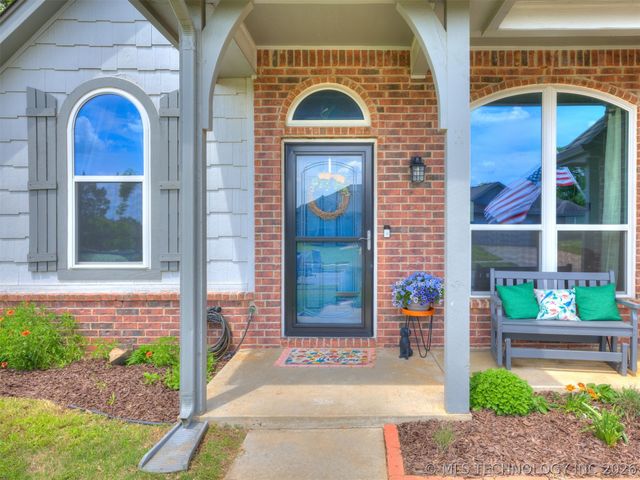 29911 E 137th Place, Coweta, OK 74429