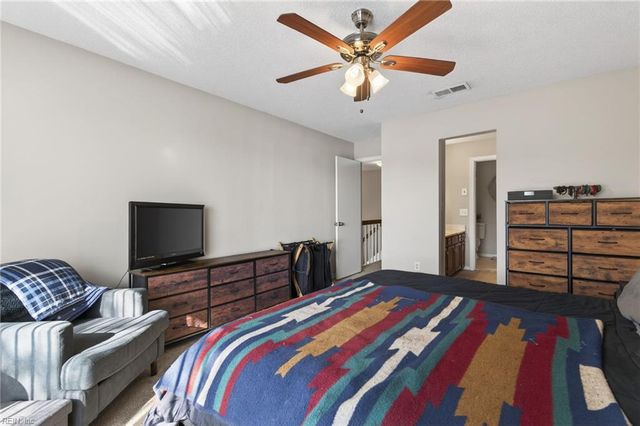 2911 Seashore PT, Virginia Beach, VA 23454