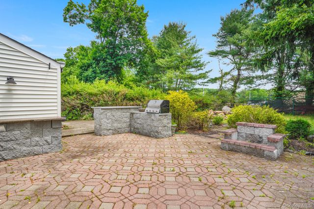 28 Ziegler Avenue, Poughkeepsie, NY 12603