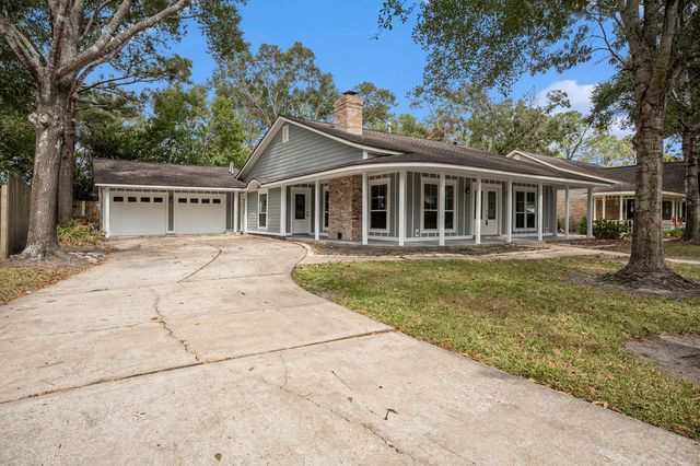 605 Kings Court, Dickinson, TX 77539