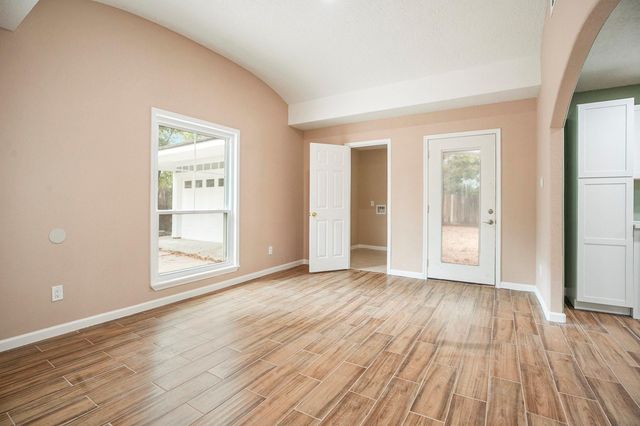 605 Kings Court, Dickinson, TX 77539