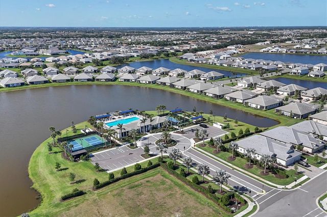 17539 SAVORY MIST CIRCLE, Lakewood Ranch, FL 34211