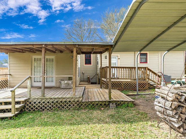 26 W Austin Street, Bellville, TX 77418