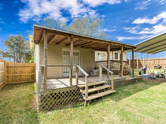 26 W Austin Street, Bellville, TX 77418