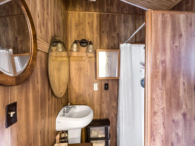 26 W Austin Street, Bellville, TX 77418