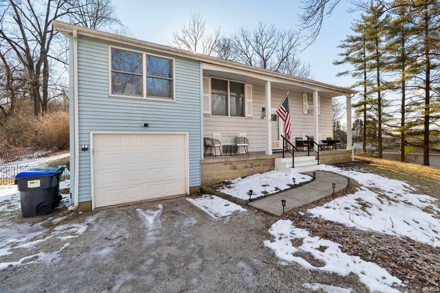 56 Knoll Crest Court, West Lafayette, IN 47906