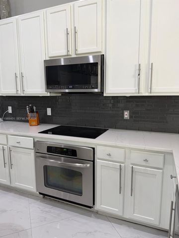 2809 S Serenity Cir S, Fort Pierce, FL 34981