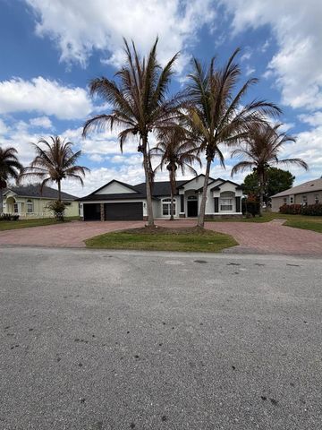 2809 S Serenity Cir S, Fort Pierce, FL 34981