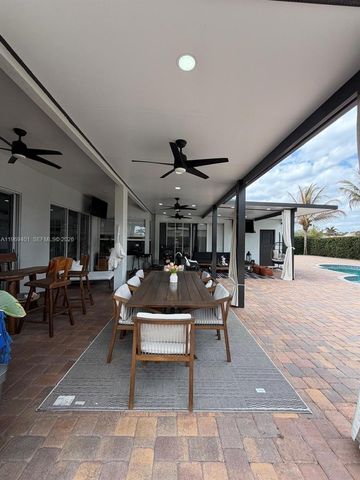 2809 S Serenity Cir S, Fort Pierce, FL 34981