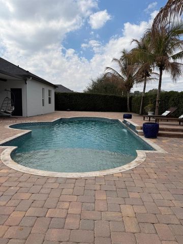 2809 S Serenity Cir S, Fort Pierce, FL 34981