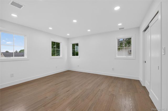 238 N Oak Street, Massapequa, NY 11758