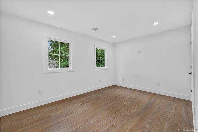 238 N Oak Street, Massapequa, NY 11758