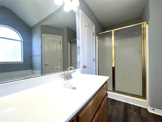 518 Wild Springs Drive, Midlothian, TX 76065