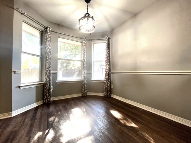 518 Wild Springs Drive, Midlothian, TX 76065