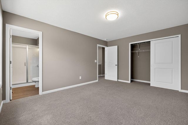 2744 Barrows Road, Columbus, OH 43232