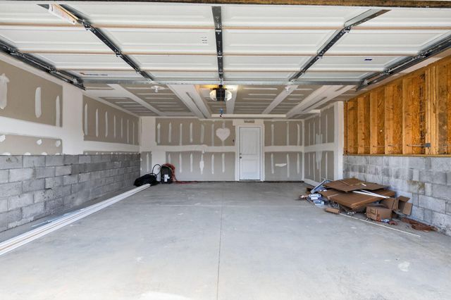 2744 Barrows Road, Columbus, OH 43232