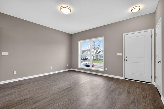 2744 Barrows Road, Columbus, OH 43232